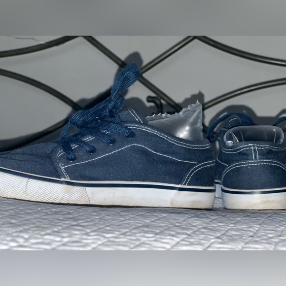 THREE (3) Pairs of sneakers (Ked/Converse Type) BLOWFISH and Target Brand - B2S - Picture 4 of 10